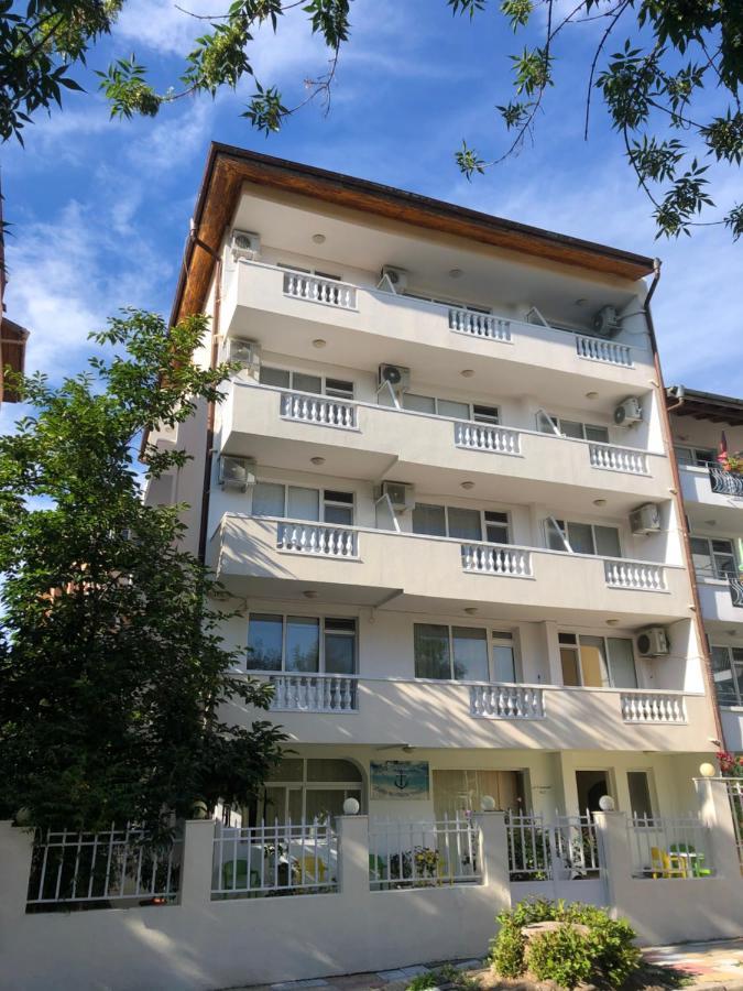 Borko Guest House Primorsko Buitenkant foto