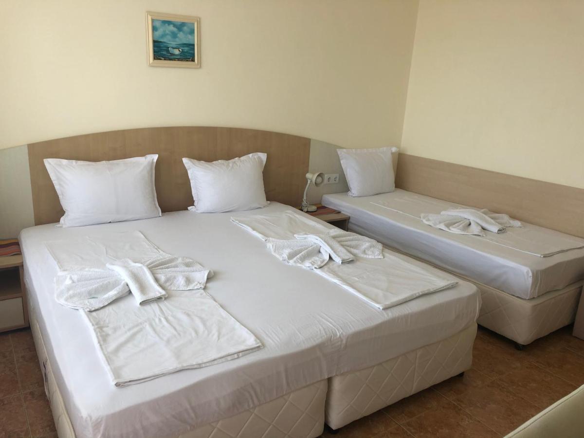 Borko Guest House Primorsko Buitenkant foto