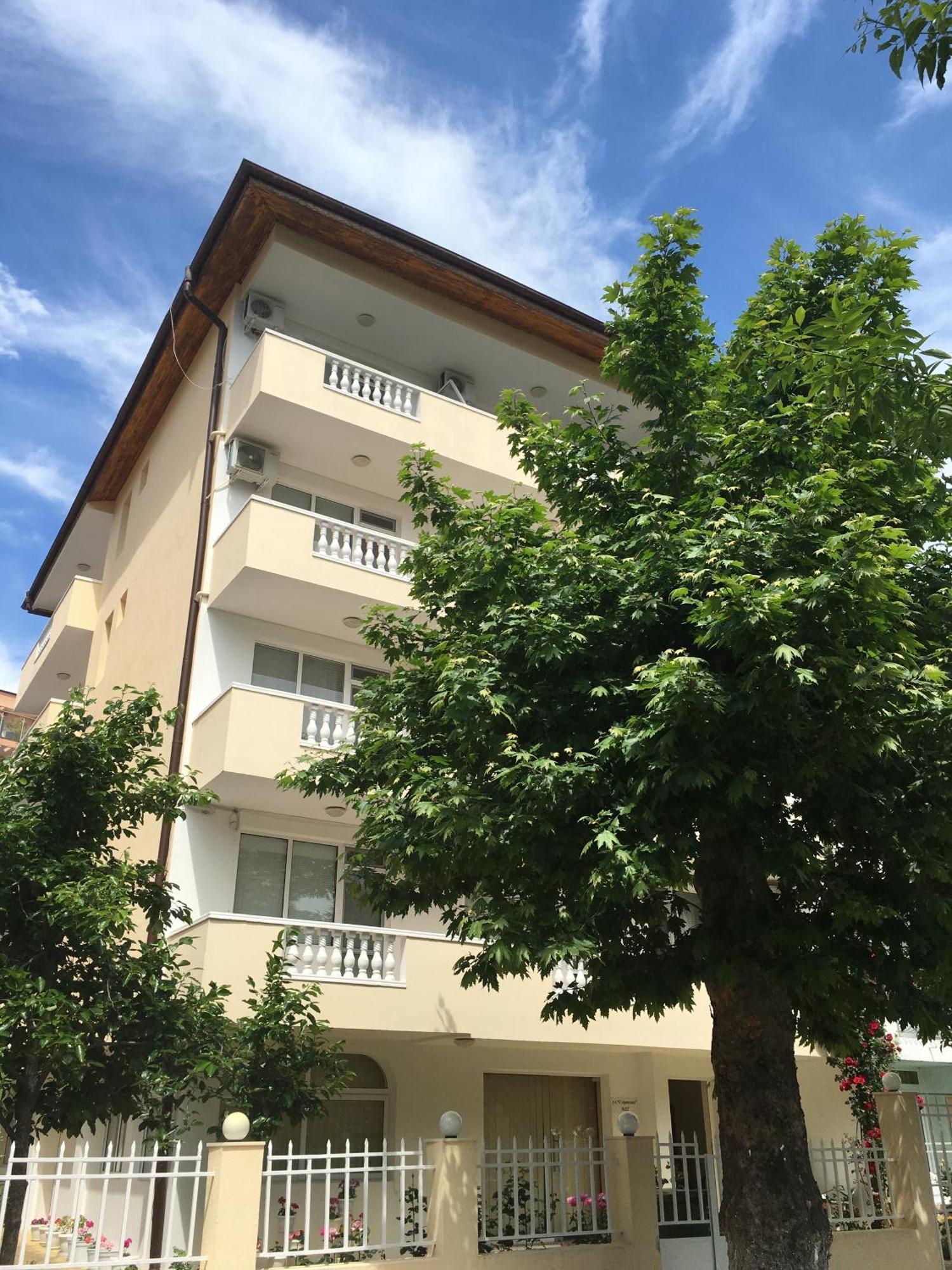 Borko Guest House Primorsko Buitenkant foto